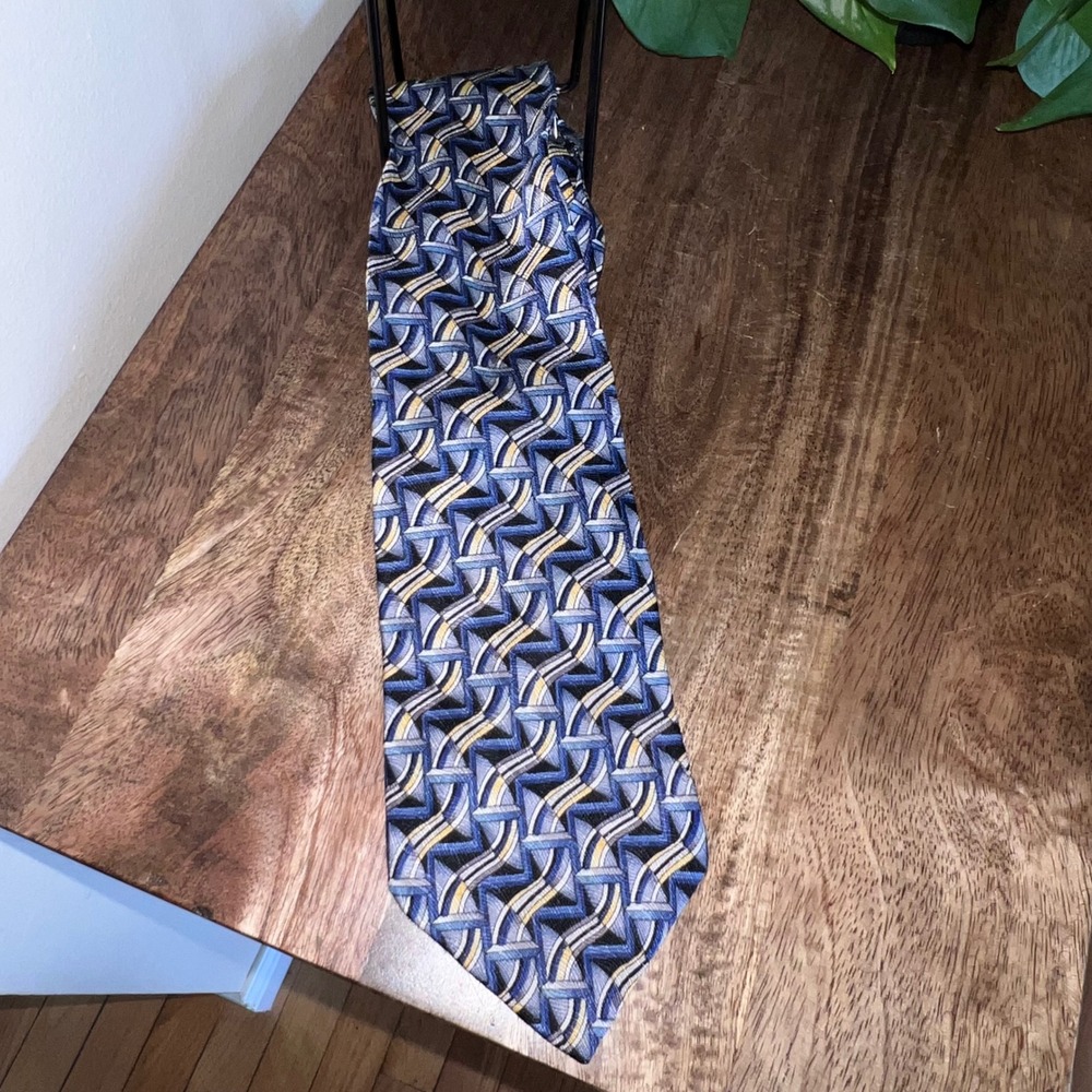 J. Garcia‎ Necktie 100% Silk Blue Gold Geometric Pattern USA Made Men's Tie